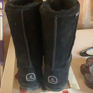 Bear paw boots size 9